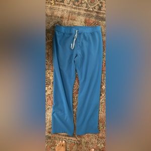 Figs scrubs. Capri blue. Extra large.